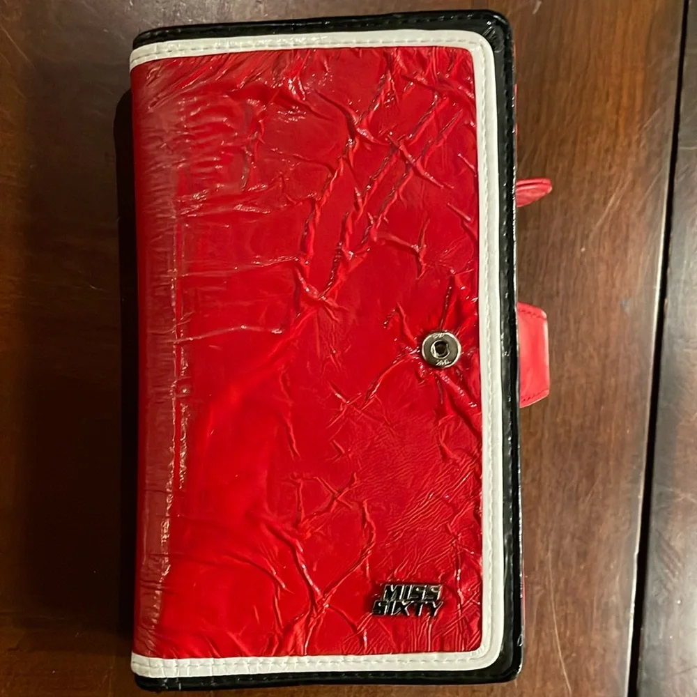 Miss sixty red wallet - Picture 1 of 4